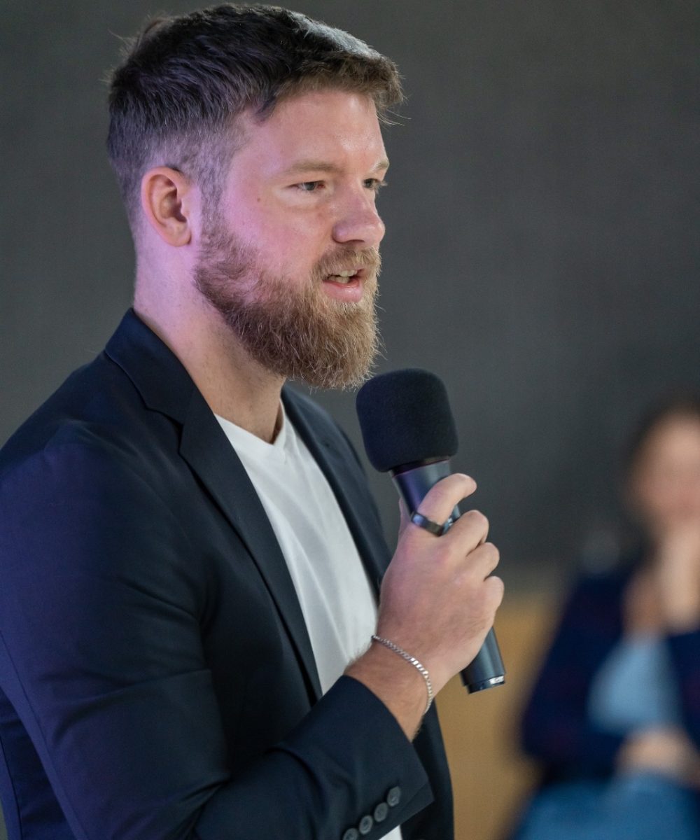 WhatsApp Image 2025-11-12 at 22.11.59 (1)